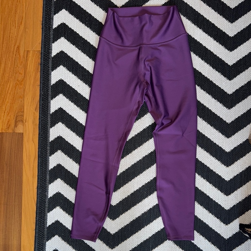 Alo Yoga Airlift high waist 7/8 ankle legging in dark plum size Small S